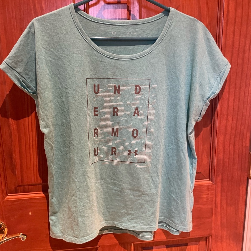 Women’s Under Armour T-Shirt